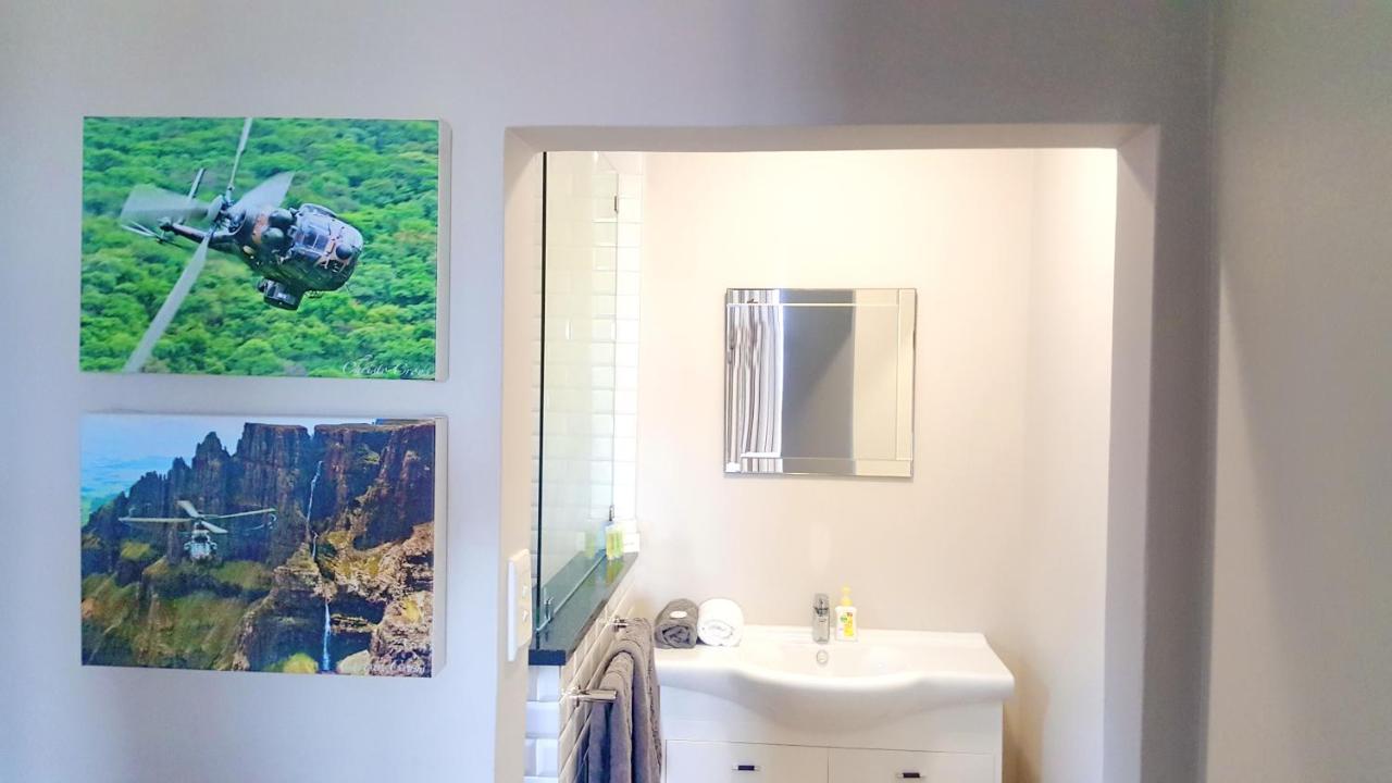 Chopper Corner Bed & Breakfast La Lucia Екстериор снимка